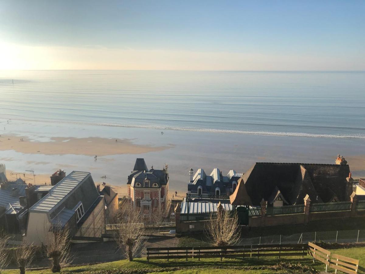Domaine Des Roches Apartamento Trouville-sur-Mer Exterior foto